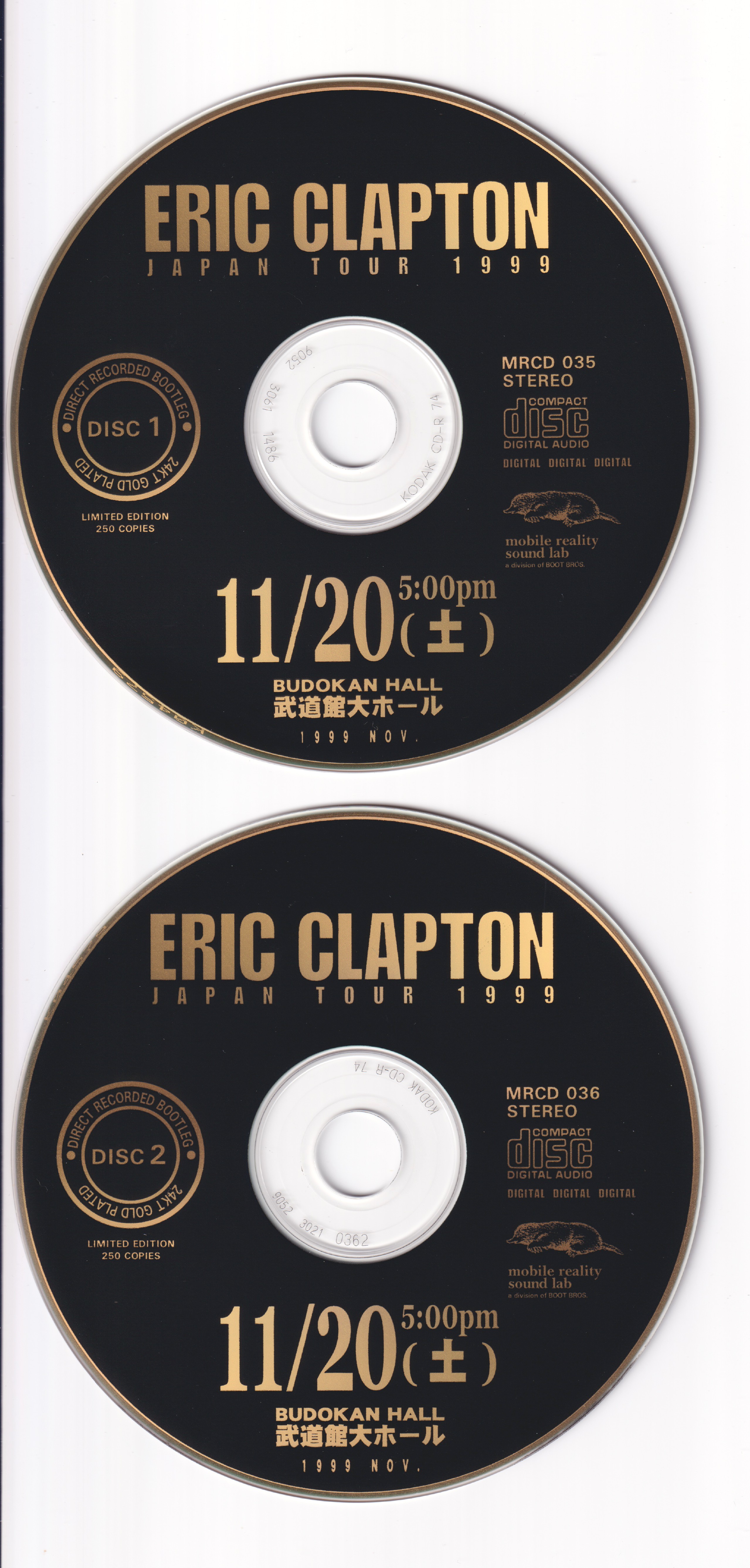 EricClapton1999-11-20BudokanHallTokyoJapan (1).jpg